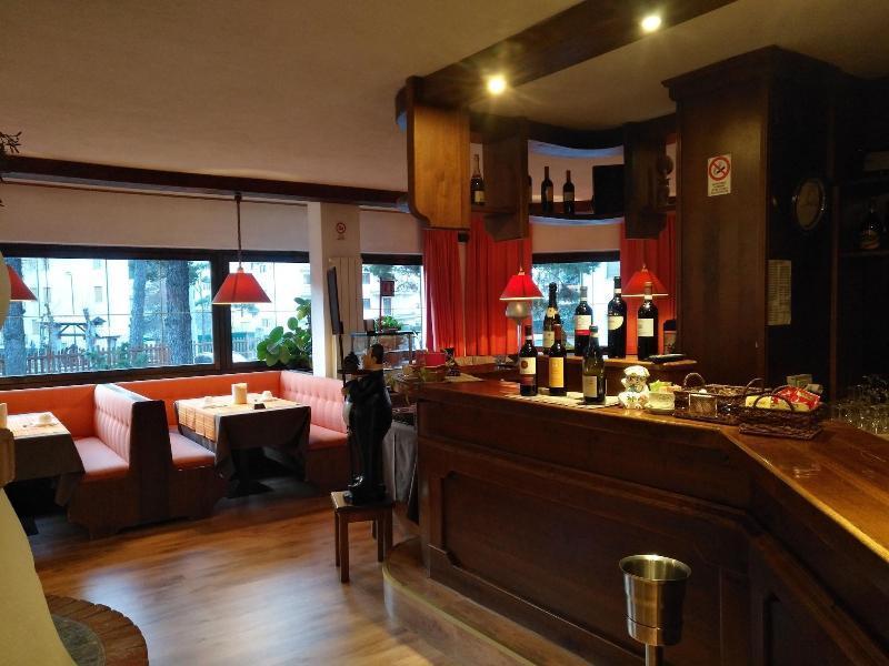 בארדונקיה Hotel I Larici מראה חיצוני תמונה